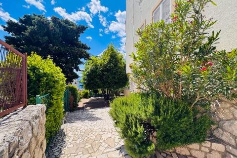 Crikvenica,Dramalj- dvosoban stan u prizemlju 150m od mora 