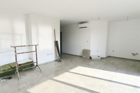 Istra, Valbandon - trosoban stan u novogradnji