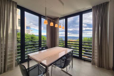 OPATIJA,VOLOSKO- NOVOGRADNJA, stan s bazenom i pogledom na more