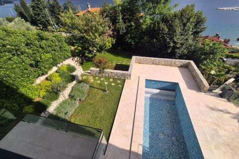 OPATIJA,VOLOSKO- NOVOGRADNJA, stan s bazenom i pogledom na more