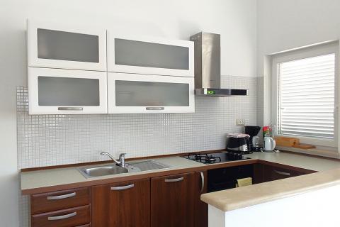 Istra,Lovrečica okolica,kuća s bazenom i apartmanima