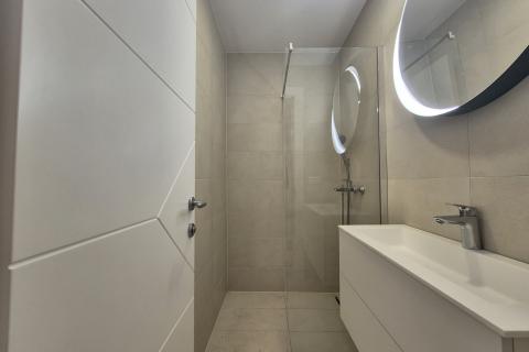 OPATIJA,VOLOSKO- NOVOGRADNJA, stan s bazenom i pogledom na more