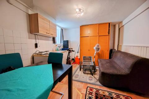 OTOK KRK-GRAD KRK kuća na 200 metara do mora 