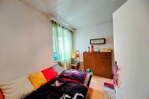 OTOK KRK-GRAD KRK kuća na 200 metara do mora 