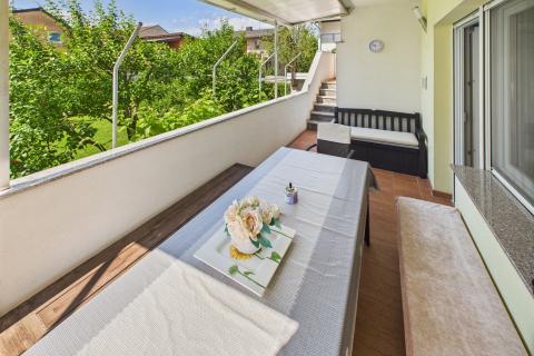 Zagreb, Vrapče, Kuća sa 4 stana, virtualna šetnja