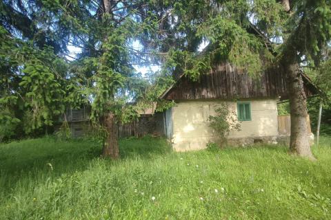 Ogulin-seosko imanje,90500 m2 okućnice