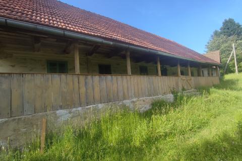 Ogulin-seosko imanje,90500 m2 okućnice