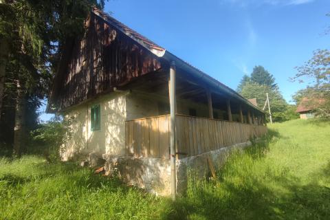 Ogulin-seosko imanje,90500 m2 okućnice
