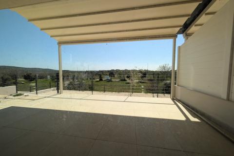 Rovinj - Šarmantan dvoetažni 2-sobni stan s vrtom 