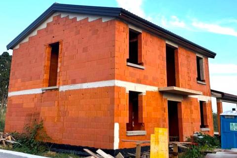 Istra,Karigador: Samostojeća kuća,Bazen