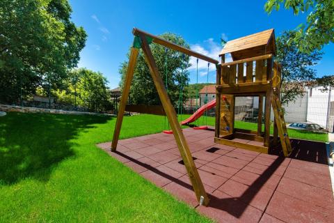 Istra,Rovinj-9km,kamena kuća na mirnoj lokaciji s bazenom