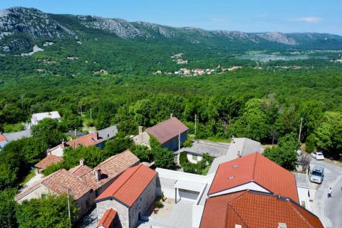 Crikvenica, Tribalj – 2 renovierte Steinhäuser