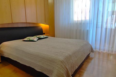 Zagreb, Špansko - stan s balkonom, garažom i garažnim mjestom