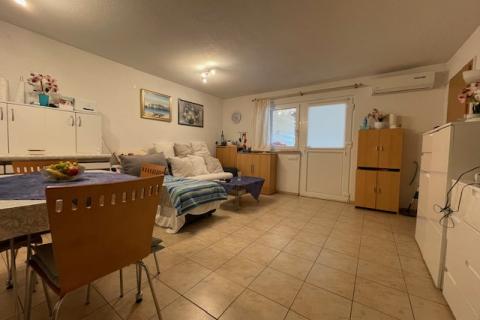 Wohnung Klenovica, Novi Vinodolski, 82m2