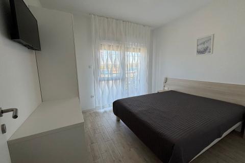 Rab, Supetarska draga - Apartmanska kuća, direktan prilaz plaži