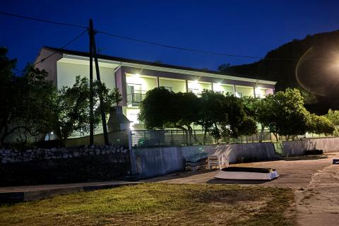 Rab, Supetarska draga - Apartmanska kuća, direktan prilaz plaži