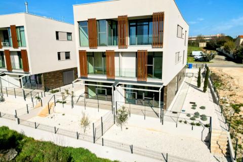 Spacious Two-Story Three-Bedroom Apartment in Rovinj