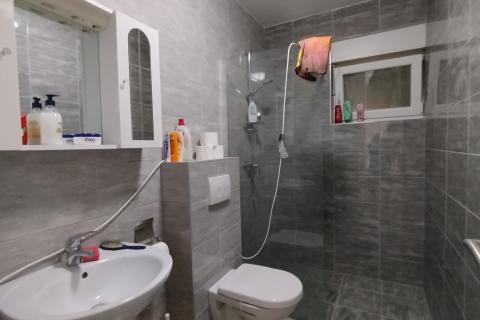 Istra, Višnjan- stan u prizemlju-pogled more