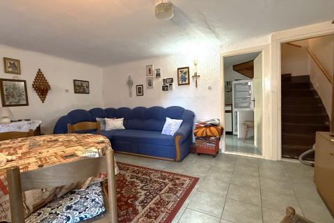 Mali Lošinj, autohtona kuća za adaptaciju u staroj gradskoj jezgri