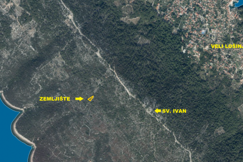 Veli Lošinj, Poljoprivredno zemljište sa maslinikom