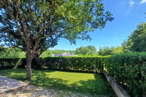 Istra, Svetvinčenat- kuća s bazenom