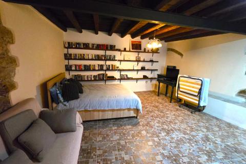 Istra,Rovinj,uređena kuća-150m2- u centru sa dvorištem-40m2- blizu mora