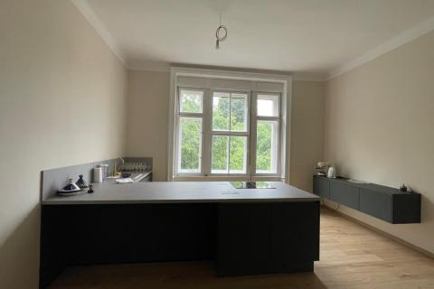 Istra,Pula trosobni stan u austrougarskoj vili Münz 