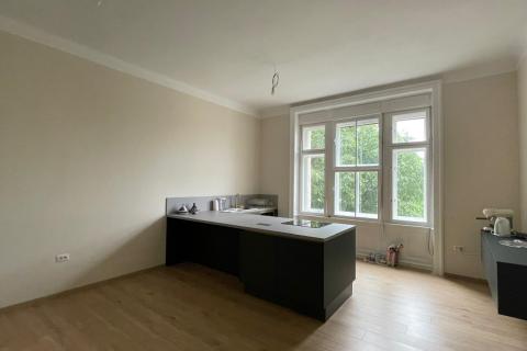 Istra,Pula trosobni stan u austrougarskoj vili Münz 