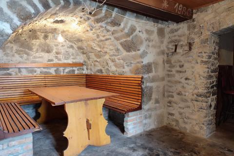 MATULJI, Dvojna kuća s pogledom na more - veliki potencijal!