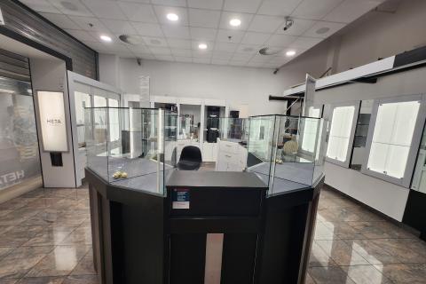 Bedrijfspand Pećine, Rijeka, 66m2