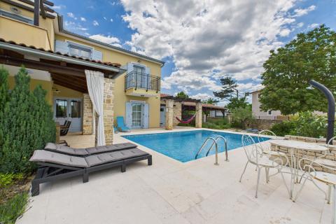 Hiša Juršići, Svetvinčenat, 179m2