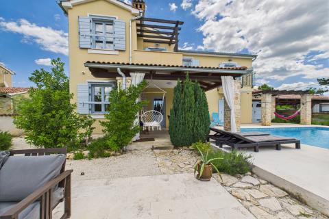 Hiša Juršići, Svetvinčenat, 179m2