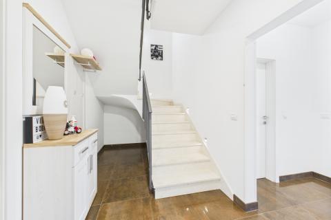 Istra, Svetvinčenat- kuća s bazenom