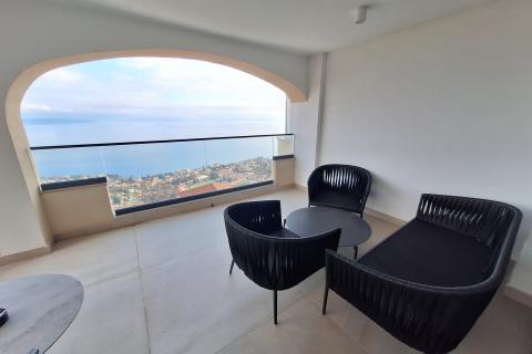 Lovran - moderan stan s terasom