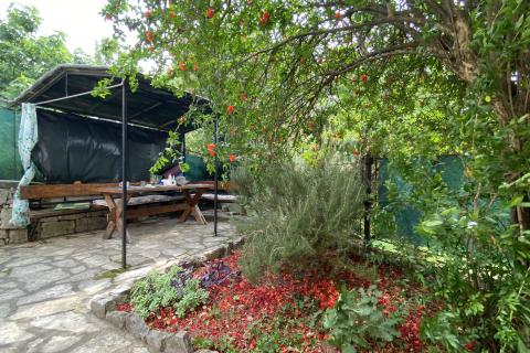 OPATIJA, Centar - 1. red do mora, terasa, zelenilo, mir!