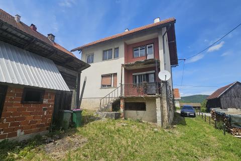 Hiša Vrbovsko, 5.000m2