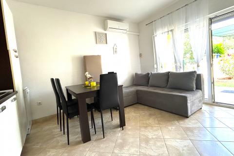 Stanovanje/Apartma Karigador, Brtonigla, 97,60m2