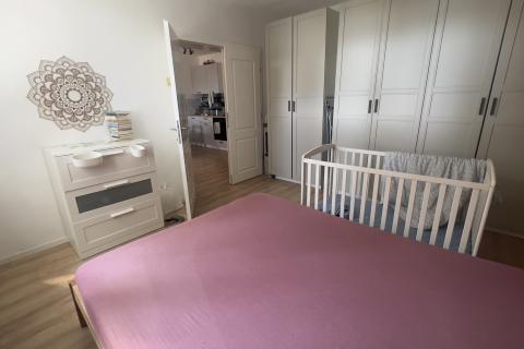 Rijeka, Zamet, Stan 46m2 u prizemlju uredne zgrade s okućnicom