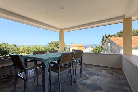 Otok Lošinj, Nerezine, autohtona vila sa 5 smještajnih jedinica