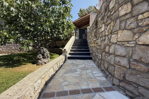 Otok Lošinj, Nerezine, autohtona vila sa 5 smještajnih jedinica