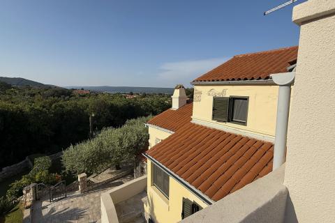 Otok Lošinj, Nerezine, autohtona vila sa 5 smještajnih jedinica