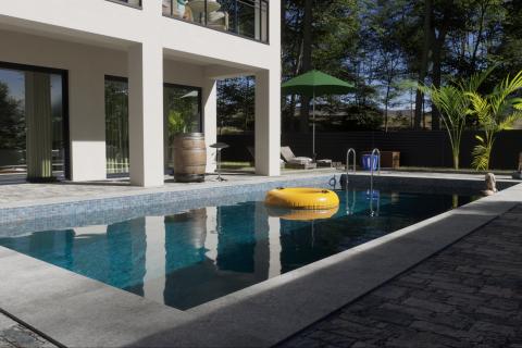 Istra, Poreč-dvoetažni stan u novogradnji s pogledom na more 