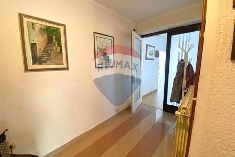 Flat/Appartement Novi Vinodolski, 120,58m2