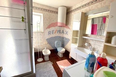 Flat/Appartement Novi Vinodolski, 120,58m2