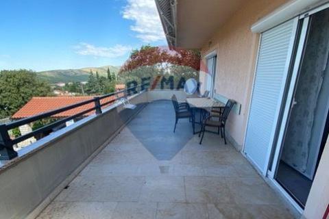 Flat/Appartement Novi Vinodolski, 120,58m2