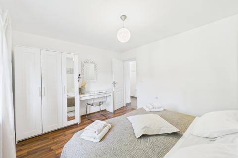 Imotski, Donji Proložac, Autohtona kuća sa bazenom, virtualna šetnja