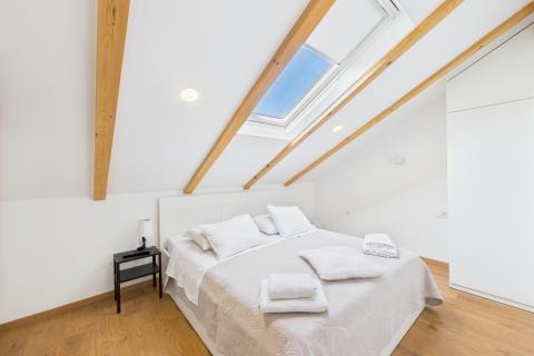 Imotski, Donji Proložac, Autohtona kuća sa bazenom, virtualna šetnja