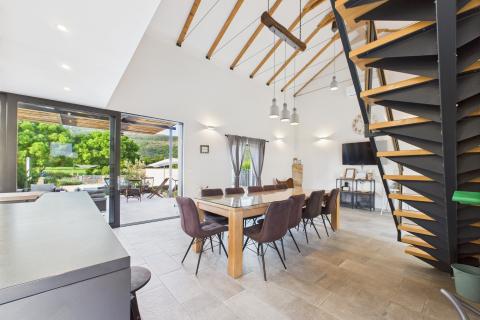 Imotski, Donji Proložac, Autohtona kuća sa bazenom, virtualna šetnja