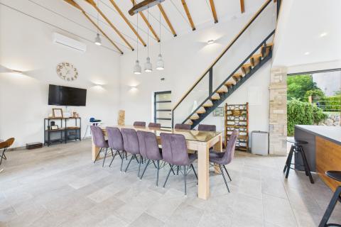 Imotski, Donji Proložac, Autohtona kuća sa bazenom, virtualna šetnja