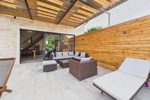 Imotski, Donji Proložac, Autohtona kuća sa bazenom, virtualna šetnja